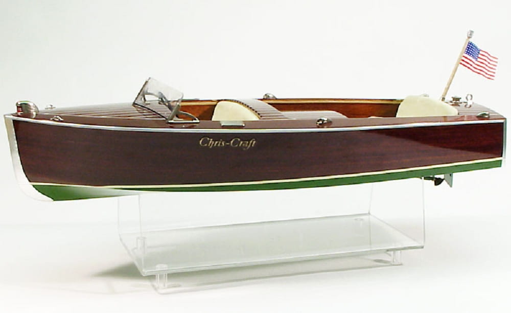 Dumas Boats RC Boot Chris-Craft Utility 16 ft.1947 Holz 1:8 Bausatz