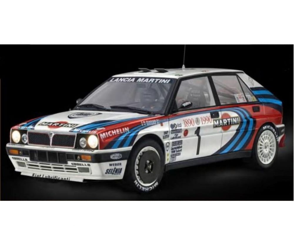 Italeri 1:12 Lancia Delta HF Integrale 16V Italeri 1:12 Lancia Delta HF Integrale 16V