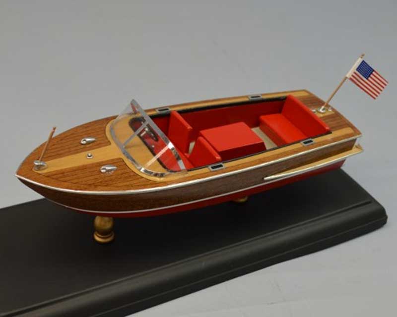 Dumas Boats Chris-Craft 18 ft. Condinental 1960 Holz Boot 1:24 Bausatz
