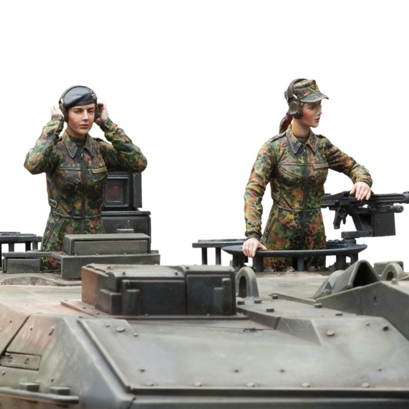 Torro RC 1_16 Figurenbausatz Bundeswehr Panzerbesatzung weiblich - RC-Zubehoer