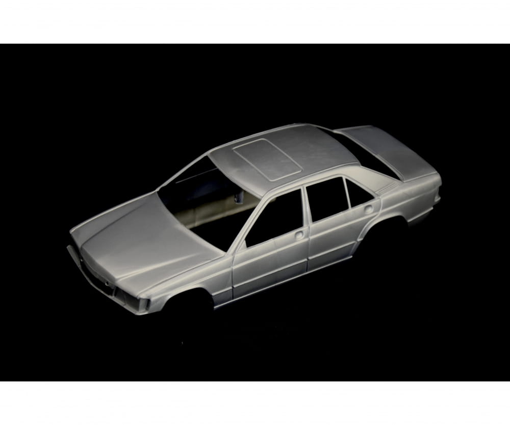 Italeri 1:24 Mercedes-Benz 190E