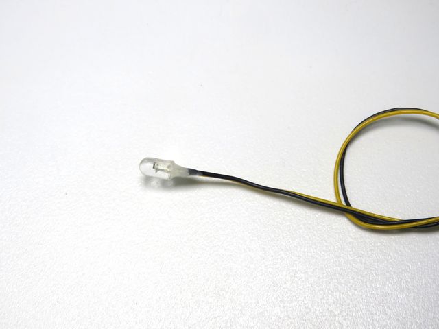 Wedico 4x LED 6-12V orange _590nm_ 3mm ohne Kragen mit Draht 15cm - RC-Zubehoer