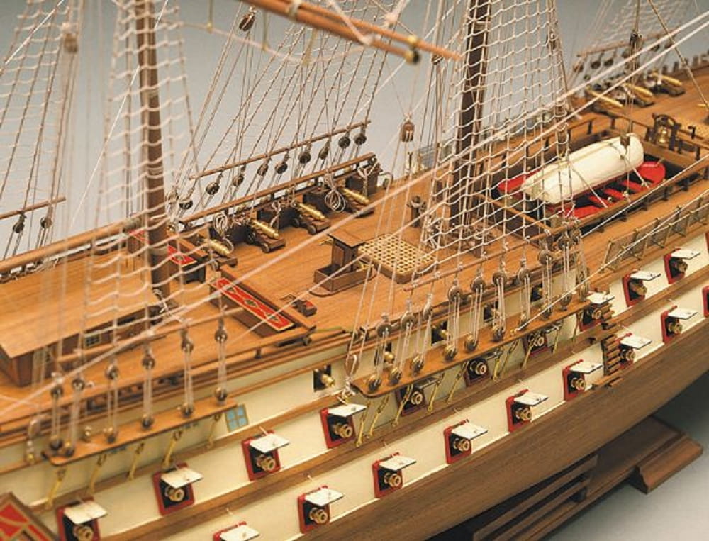 Le Superbe Modell-Schiff 1_75 Bausatz aus Holz - Historisches franzoesisches Kriegsschiff