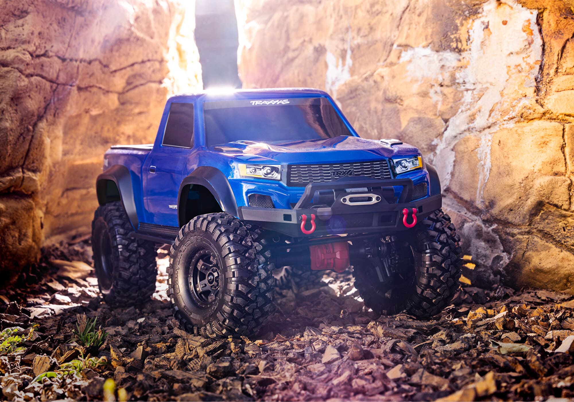 TRAXXAS TRX-4 Sport 4x4 Crawler 1_10 RTR mit Portalachsen und Aluminium Stossdaempfern