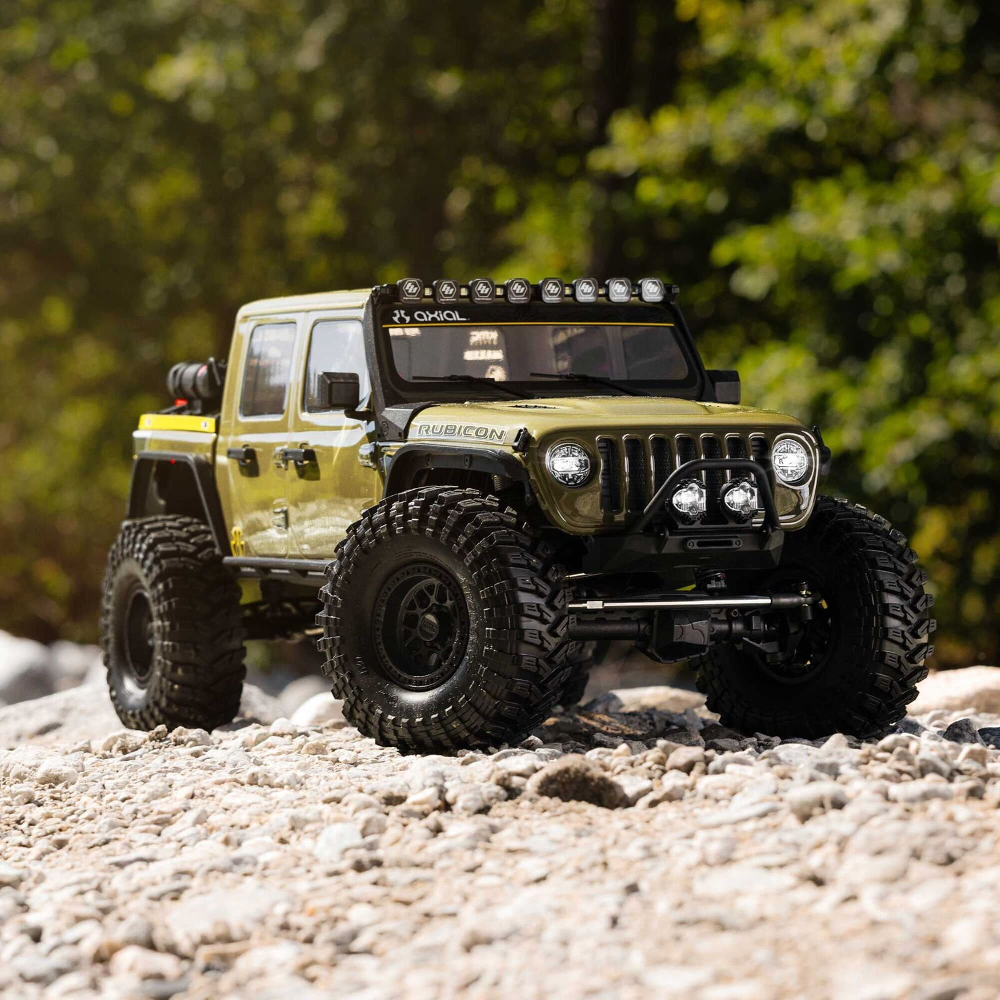 Axial SCX10 III Motobilt Jeep JT Gladiator 1_10 RTR Rock Crawler Gruen