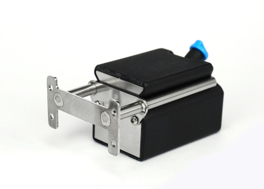 Lesu 1_14 Harnstofftank rechteckig mit Halterung - RC-Zubehoer