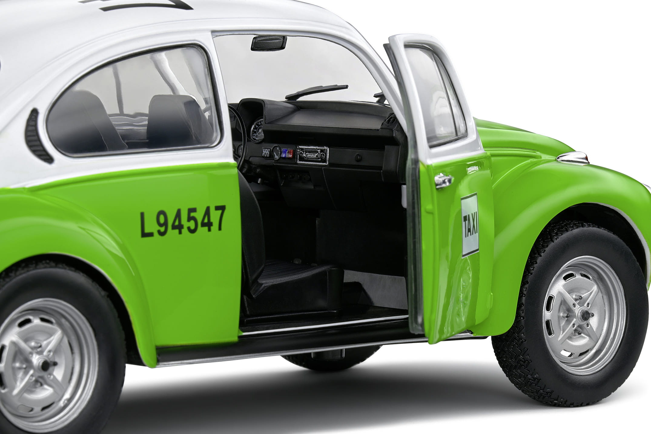 Solido 1_18 Volkswagen Beetle 1303 Mexican Taxi 1974 gruen Detailgetreue Nachbildung