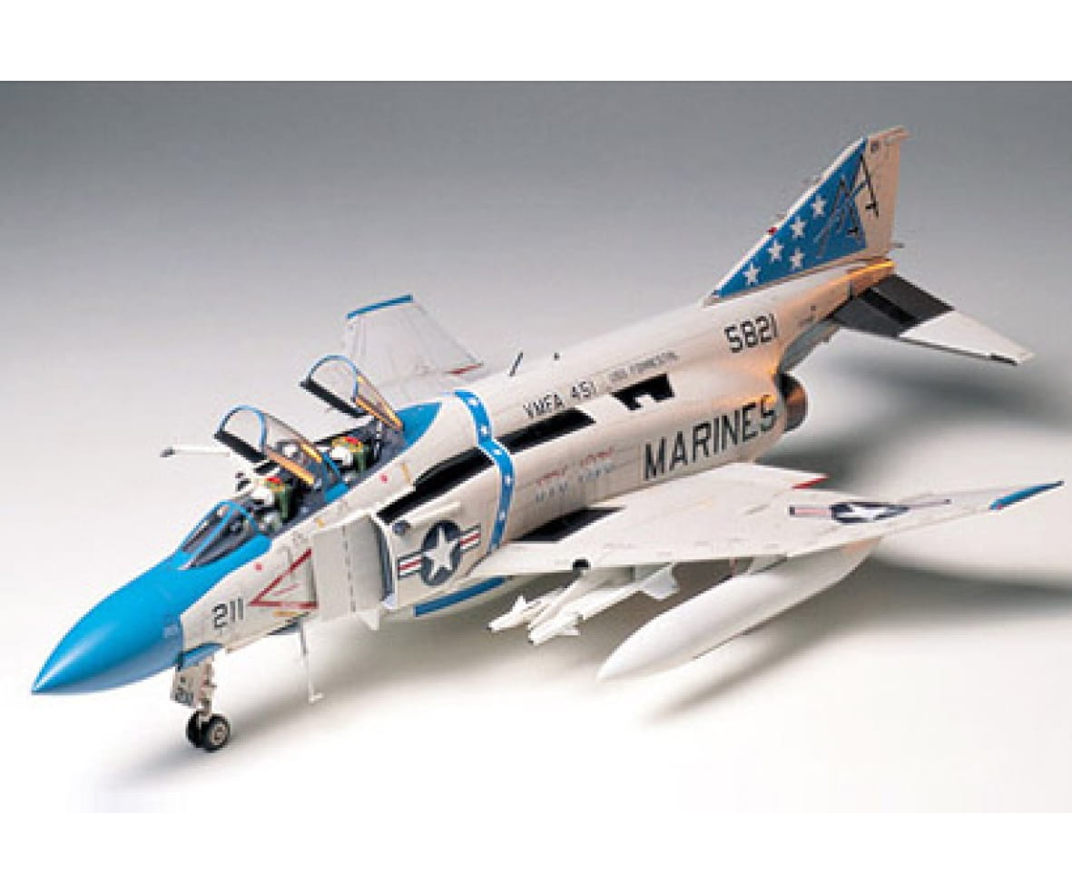 Tamiya 1:32 Mc Donnell Douglas F-4J Phantom II