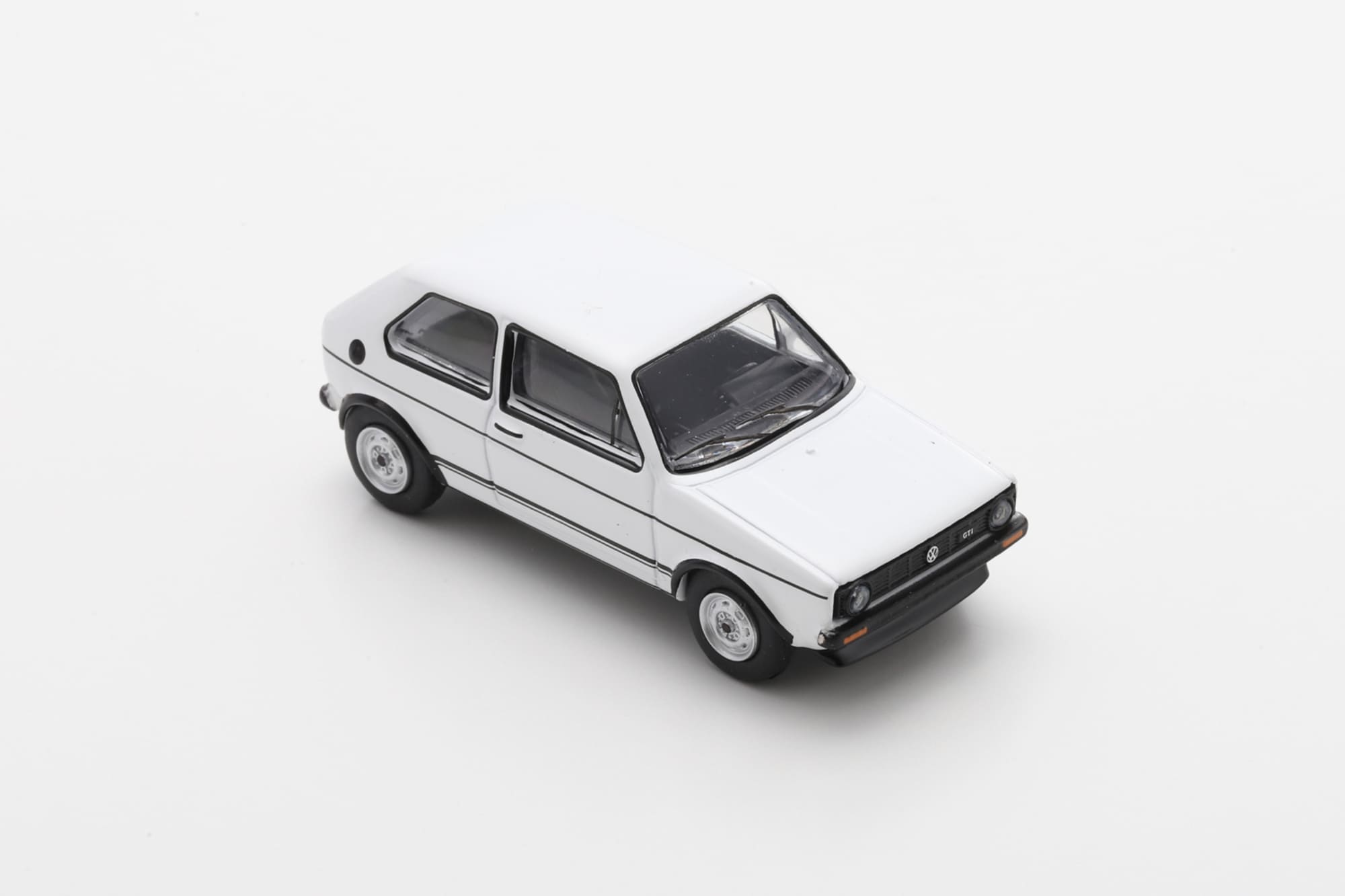 Schuco Volkswagen Golf I GTI Weiss 1_64 Sammlermodell