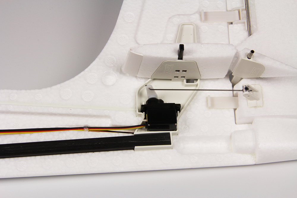 Multiplex FUNRAY Elektrosegler RR 2m mit Brushless Antrieb