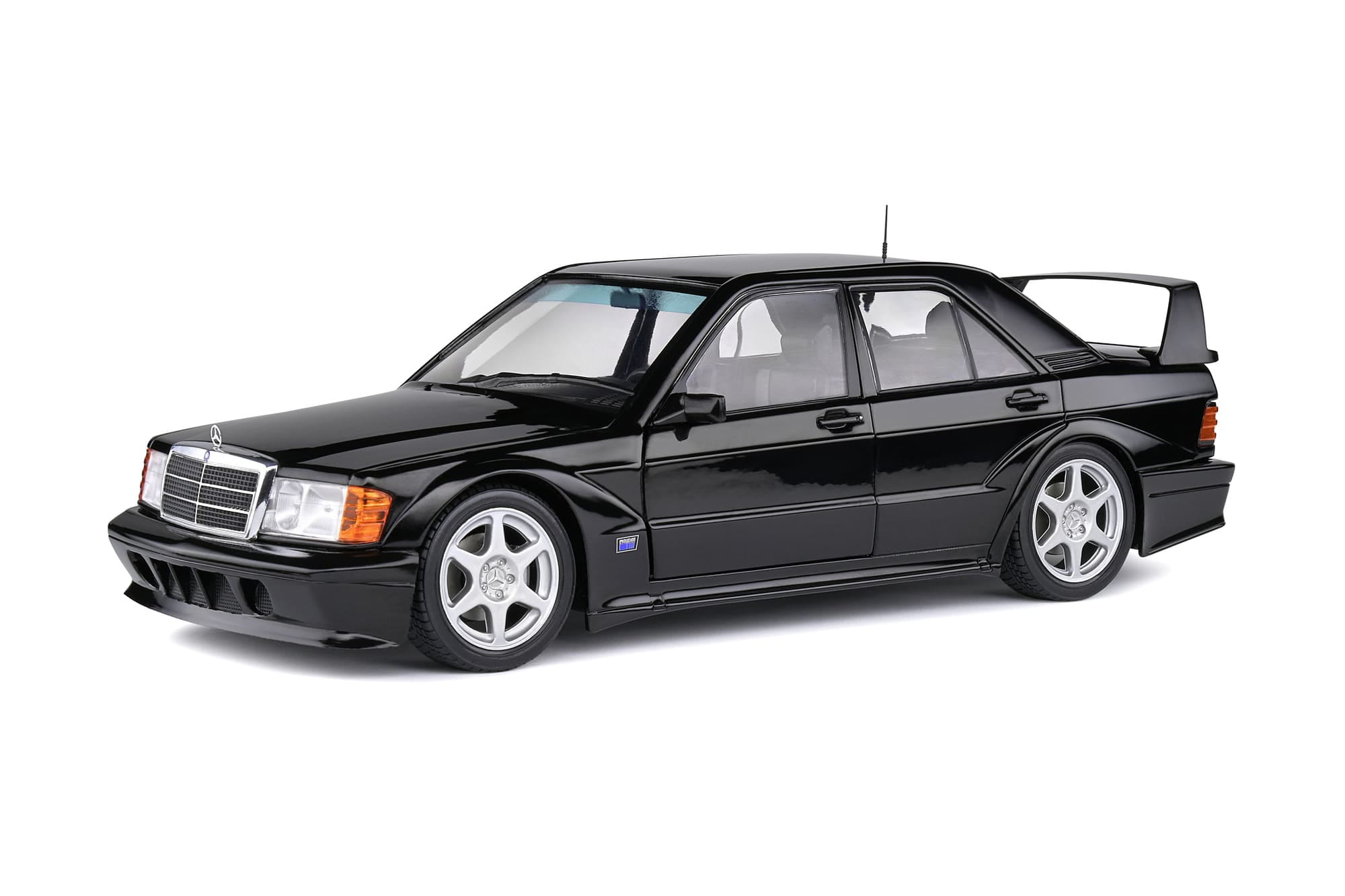 Solido Mercedes-Benz 190E Evo 2 Schwarz Standmodellauto im Massstab 1_18