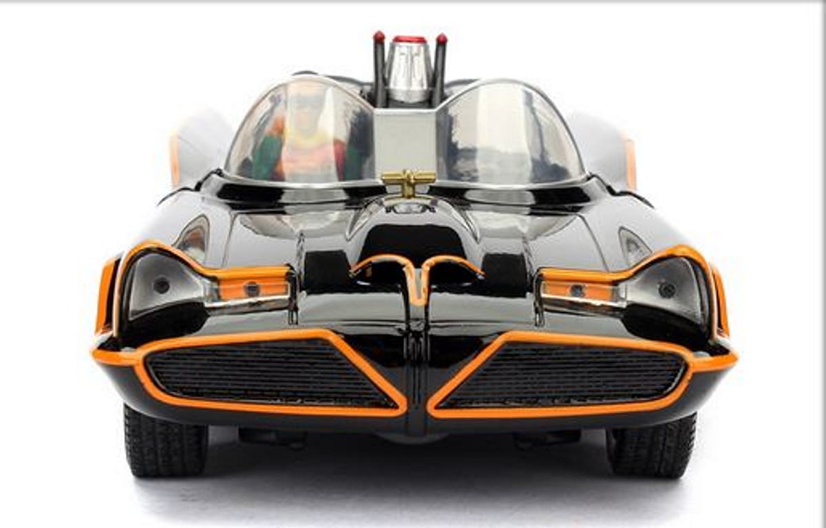 Jadatoys 1:24 Modellauto Batman 1966 Batmobil Classic TV Serie mit Figur
