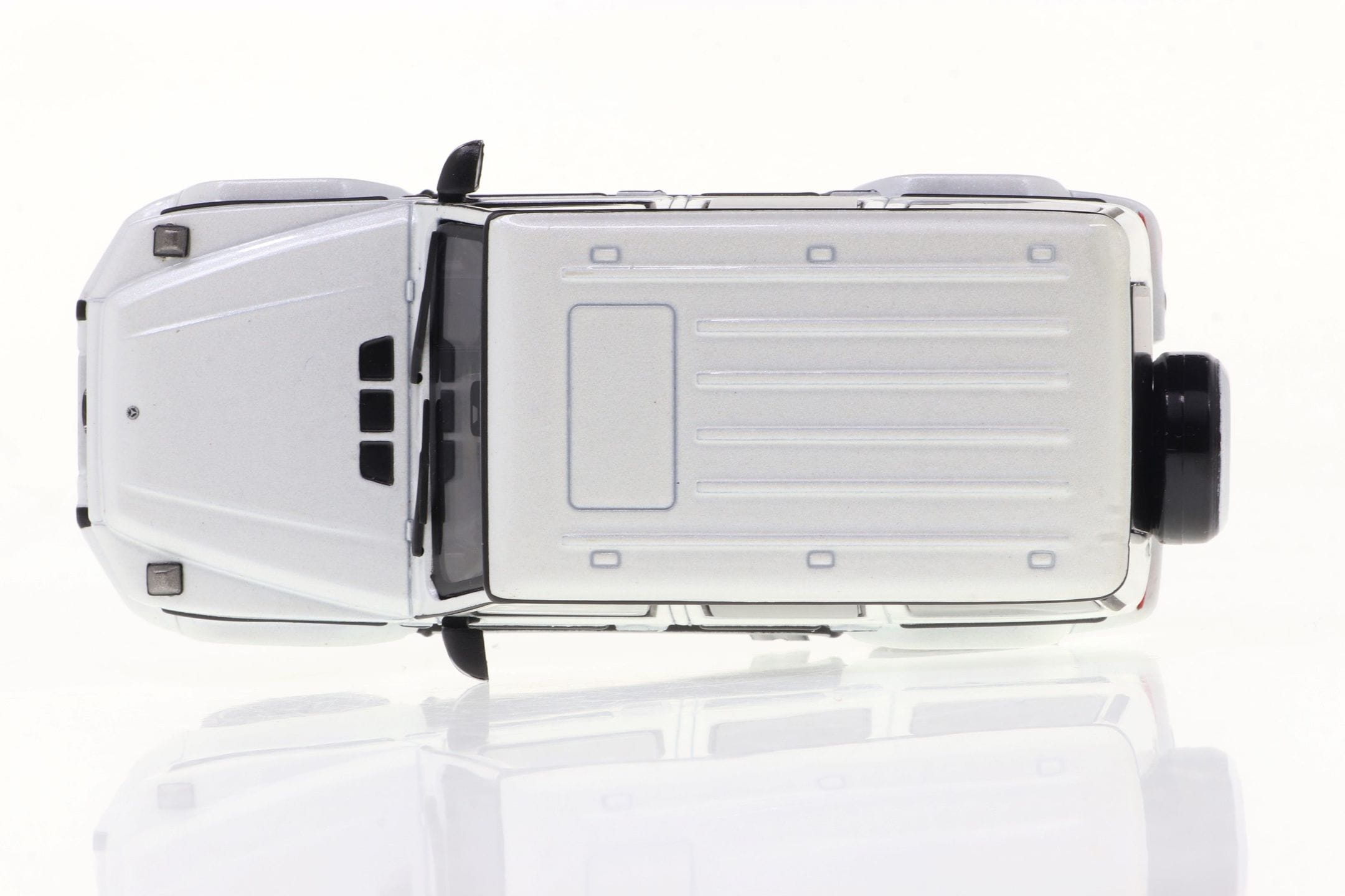 Solido 1_43 Mercedes AMG G63 2022 Modellauto in Diamantweiss