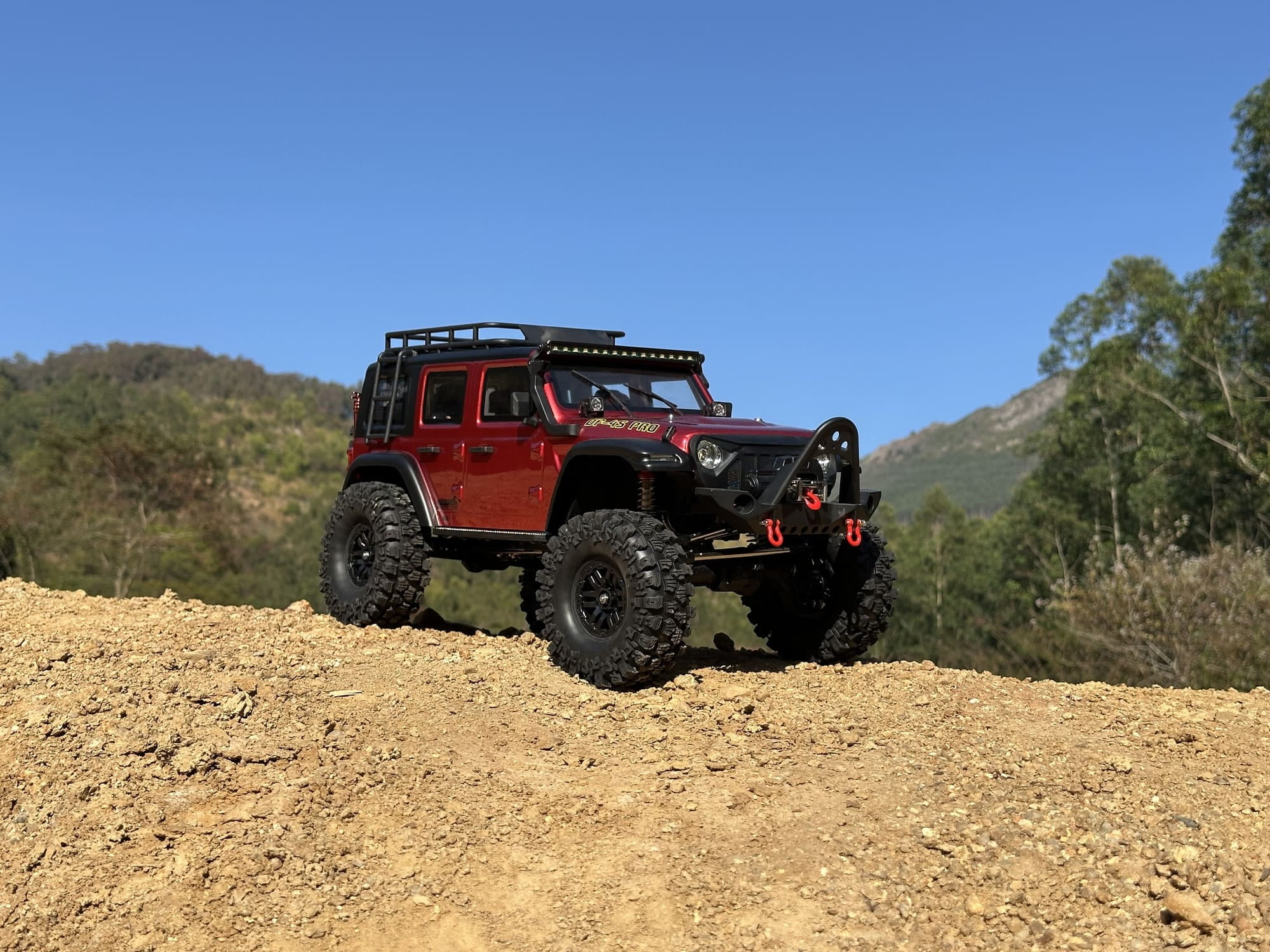 DF Models DF-04S PRO BL RC Crawler 1_10 Brushless RTR in Metallic Rot