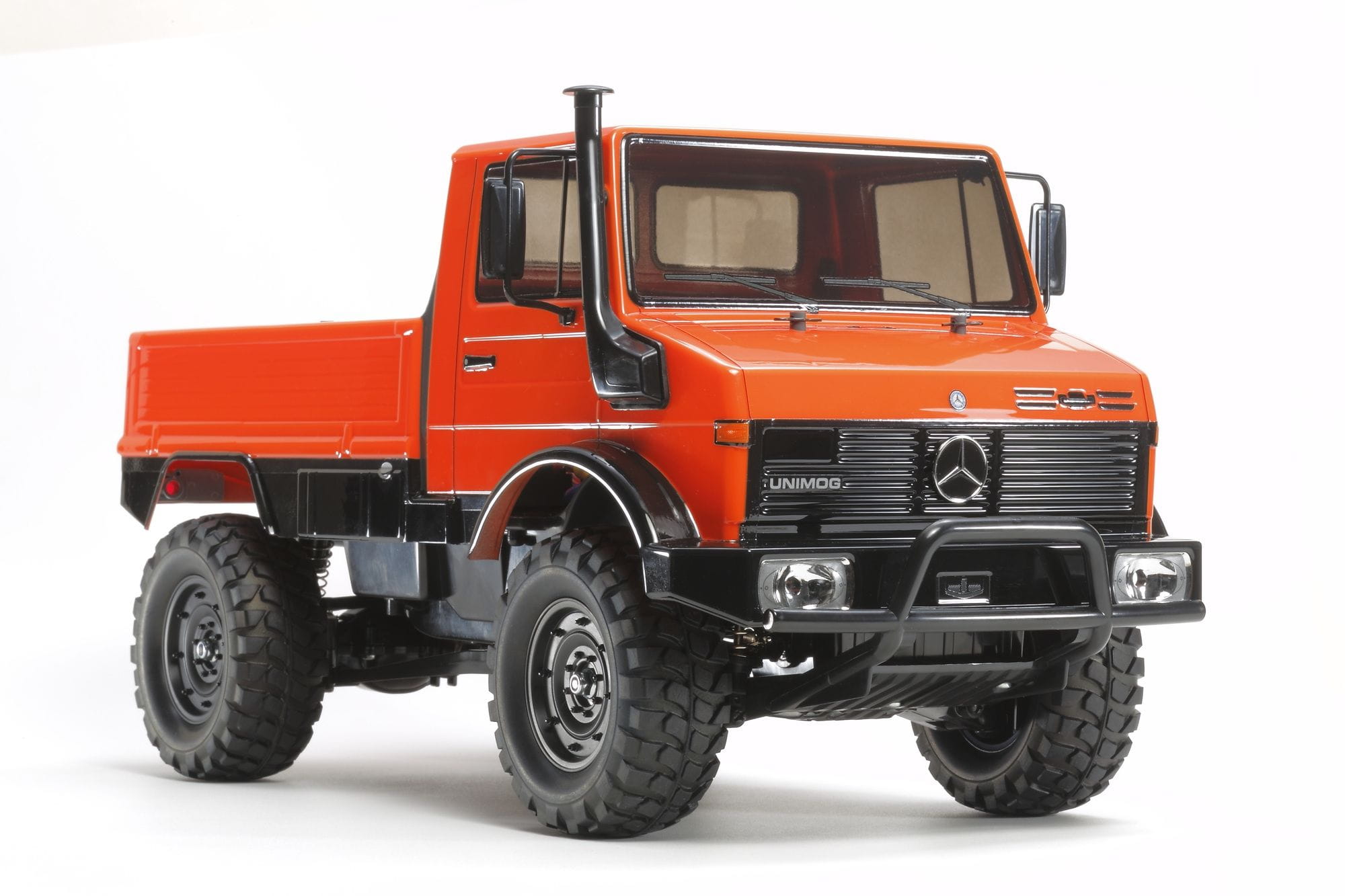 Tamiya RC Mercedes Benz Unimog 425 1:10 2,4Ghz Komplett Set