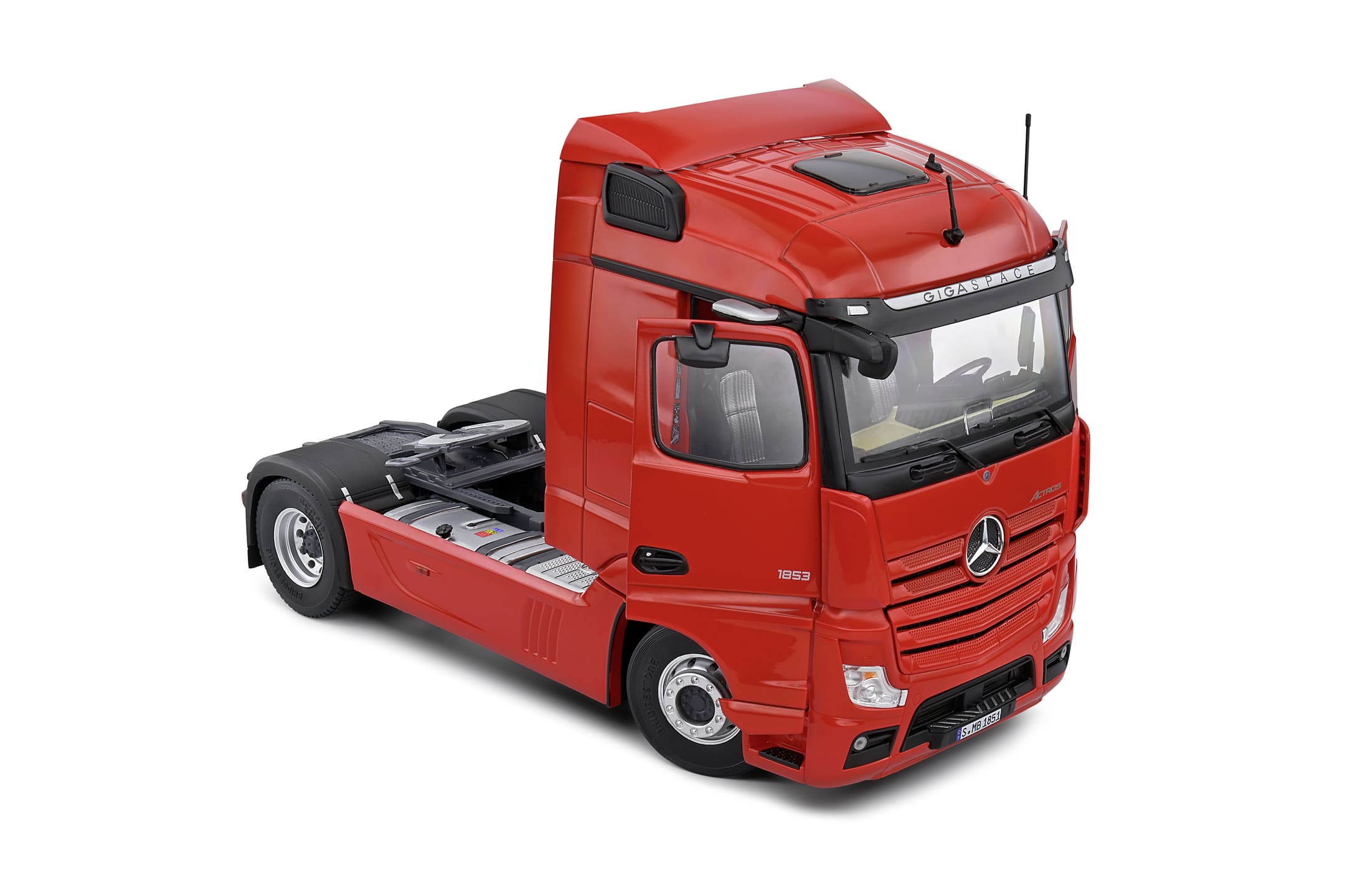 Solido 1_24 Mercedes-Benz Actros Lavarot Modelltruck 2019 - Detailreiches Die-cast Modell