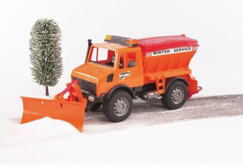 Bruder MB Unimog Winterdienst mit Räumschild