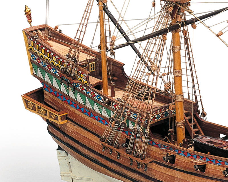 Golden Hind Bausatz im Massstab 1_53 von Mamoli fuer Modellbau-Enthusiasten