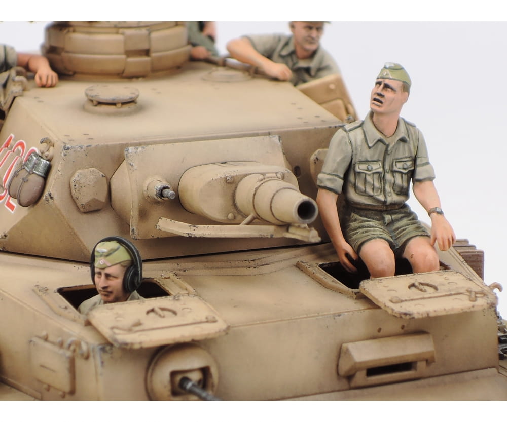 Tamiya 1_35 Dt_ PzKpfw_IV Ausf_F m. Krad DAK - RC-Zubehoer