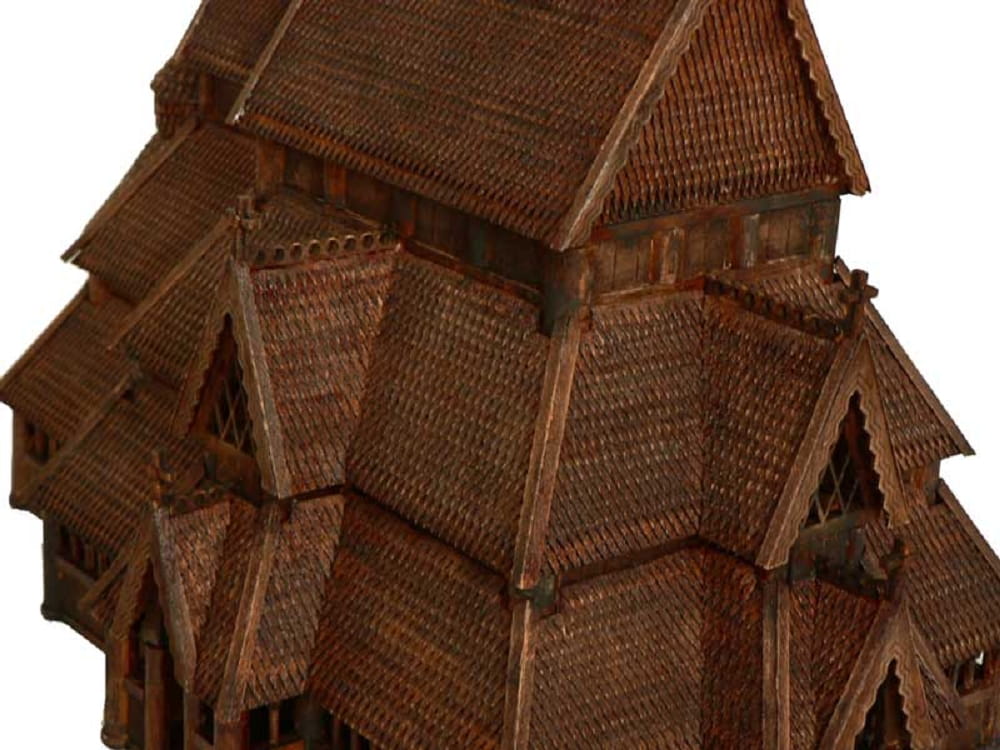 Modell der Gol Stabkirche im Massstab 1_87_ detaillierter Holzbausatz