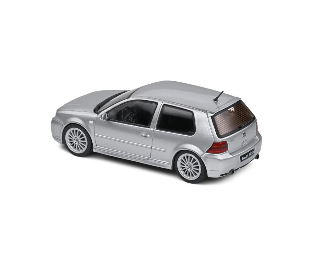 Solido 1_43 VW Golf R32 2003 silb Modellauto - RC-Zubehoer
