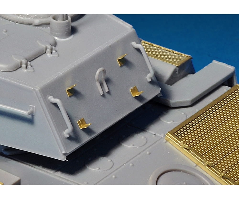 MiniArt 1:35 Soviet T-80 Leicht Panzer Plastik Modellbausatz