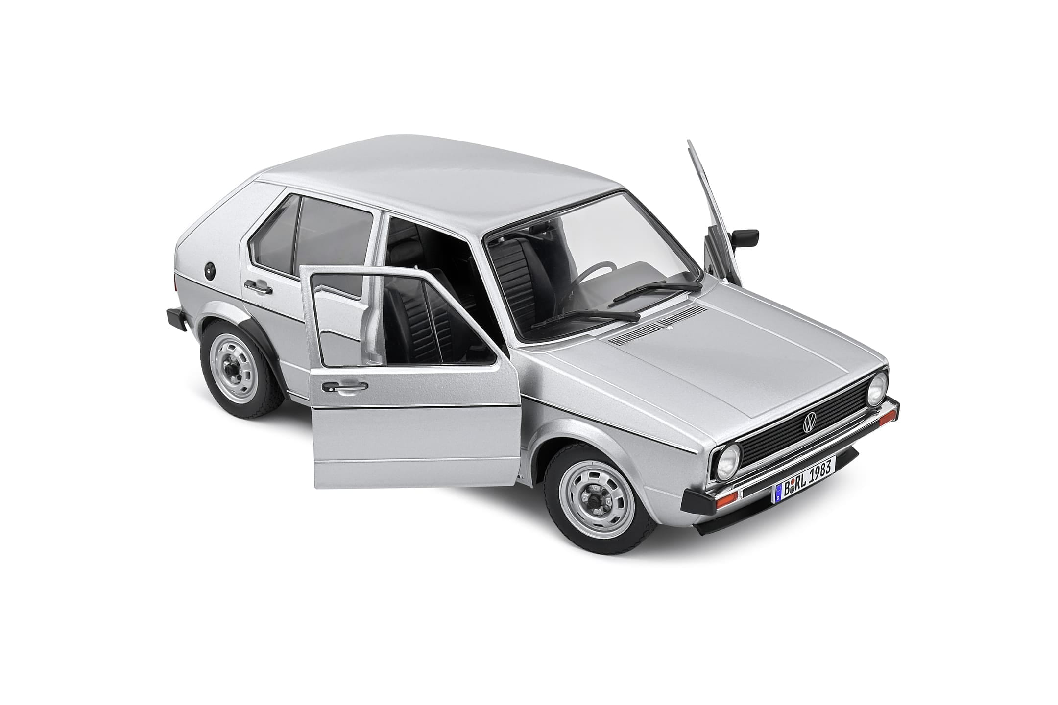 Volkswagen Golf L Modell 1_18 Silber 1983_ Die-cast Metall_ bewegliche Tueren