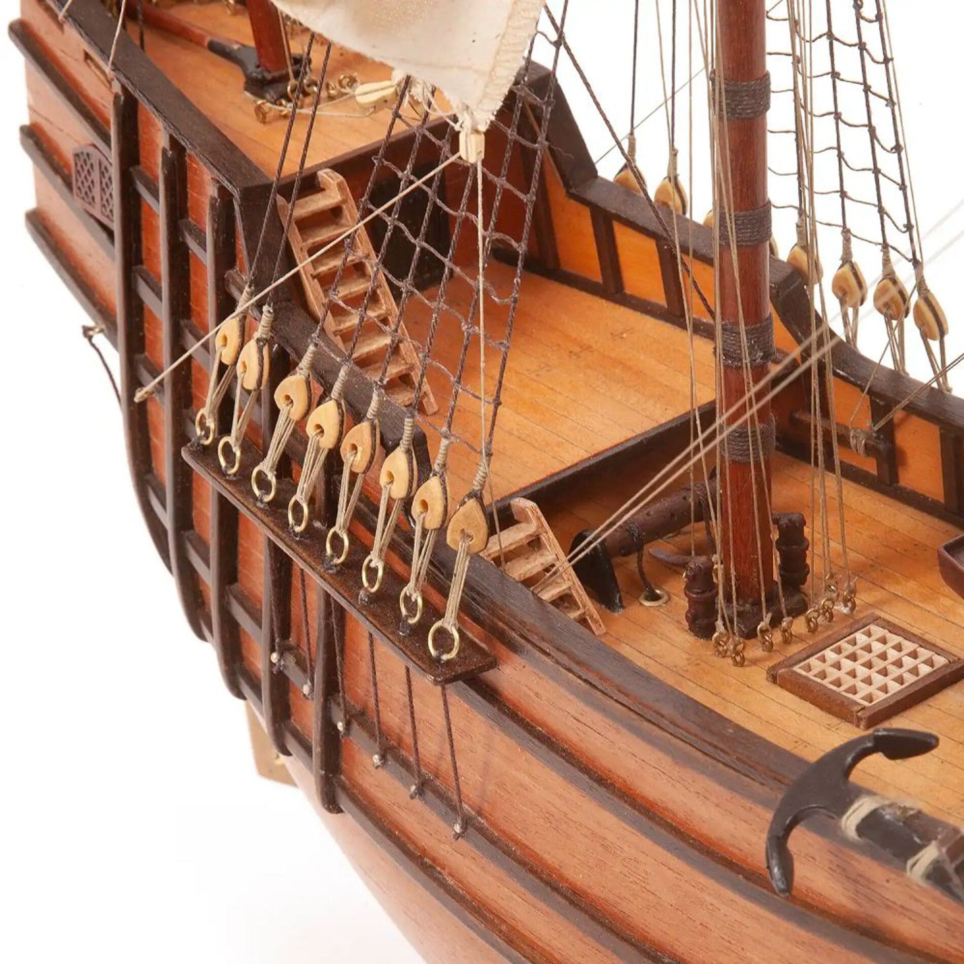 OcCre Santa Maria Holzmodellbausatz 1_50 - 1631 Teile_