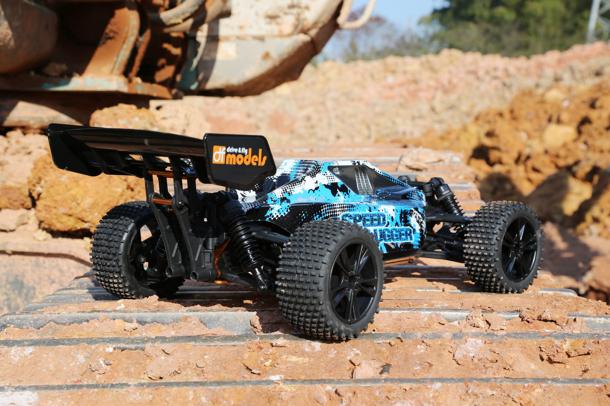 DF Models SpeedSlugger RC Buggy 1_10 RTR mit Akku