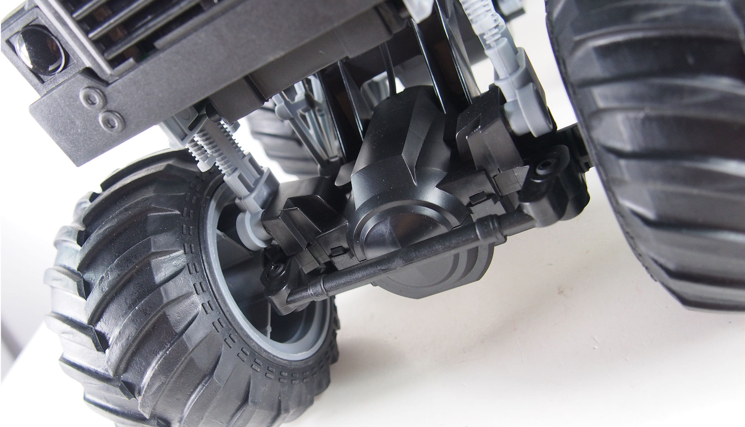 Amewi RC Auto Crazy SchoolBus Monster Truck 1:16 RTR grün