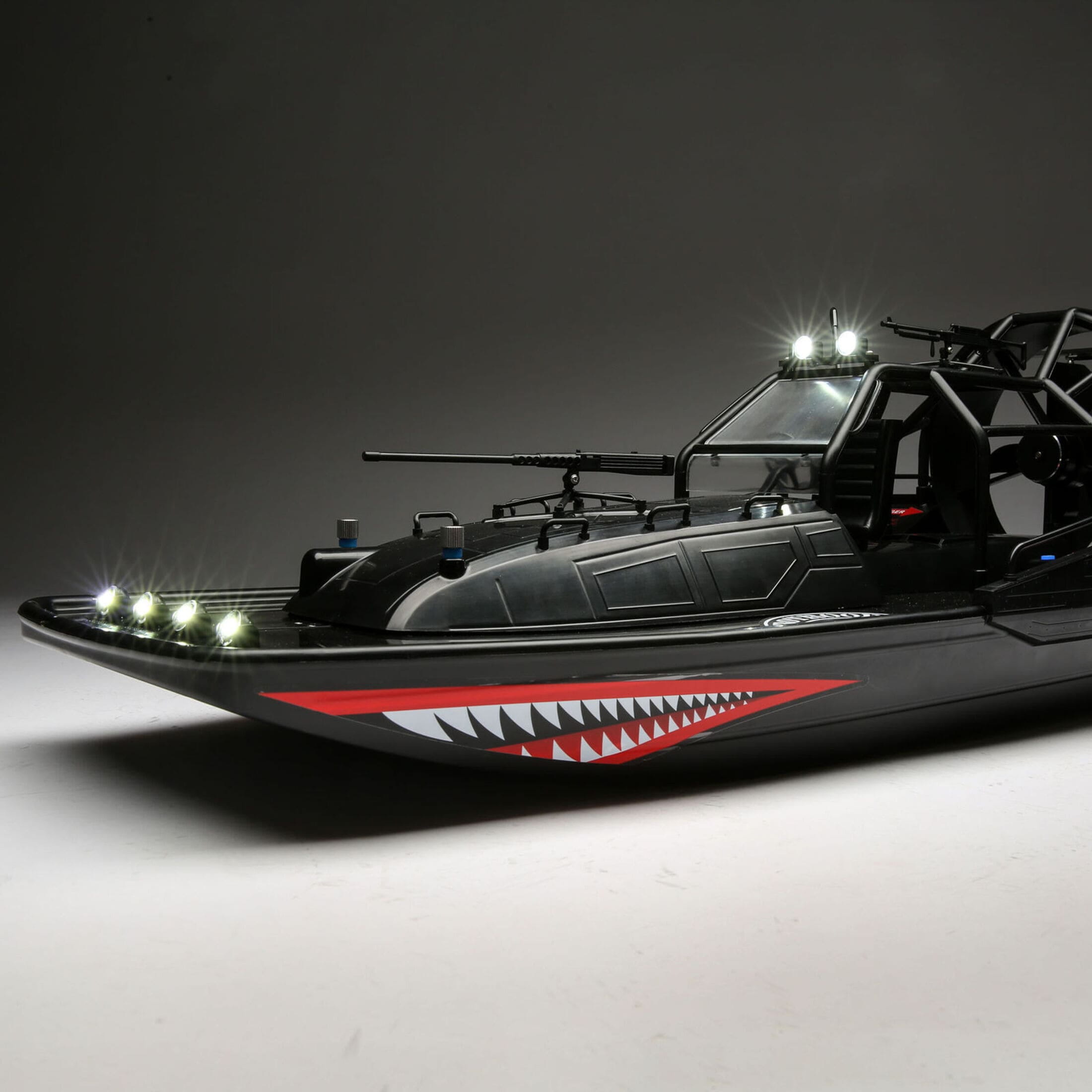ProBoat Aerotrooper Brushless Air Boat RTR mit LED und Militaerdesign