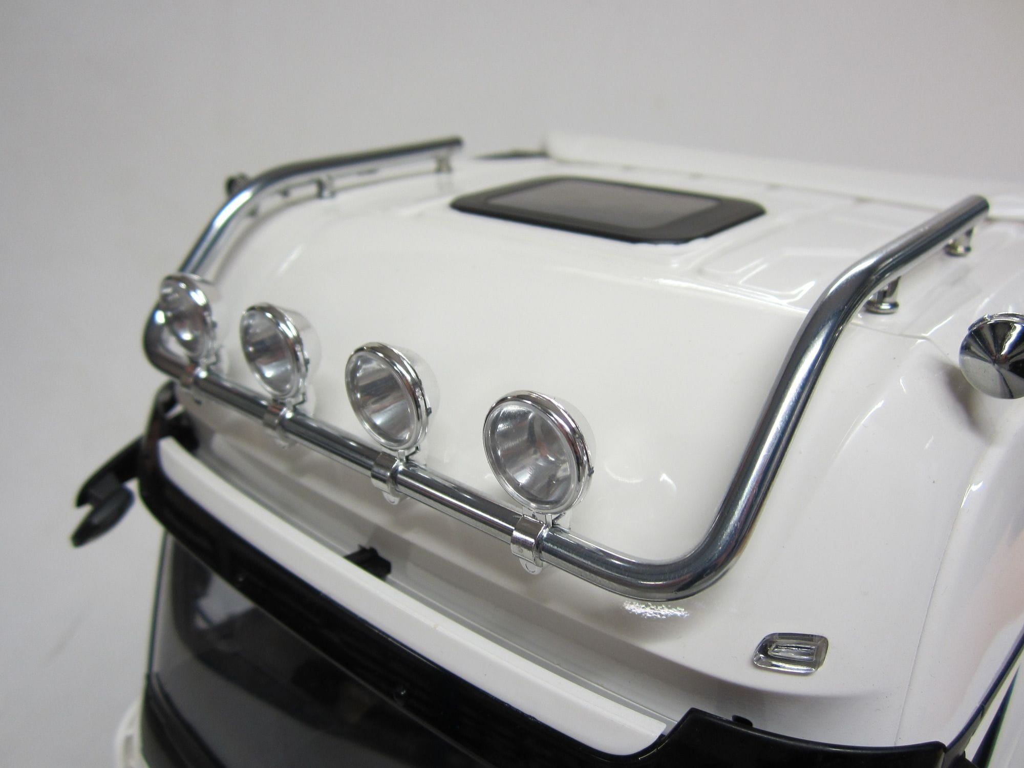 Carson 1:14 LKW- Truck Dachlampenbügel MB Actros Gigaspace Carson 1_14 LKW- Truck Dachlampenbuegel MB Actros Gigaspace - RC-Zubehoer