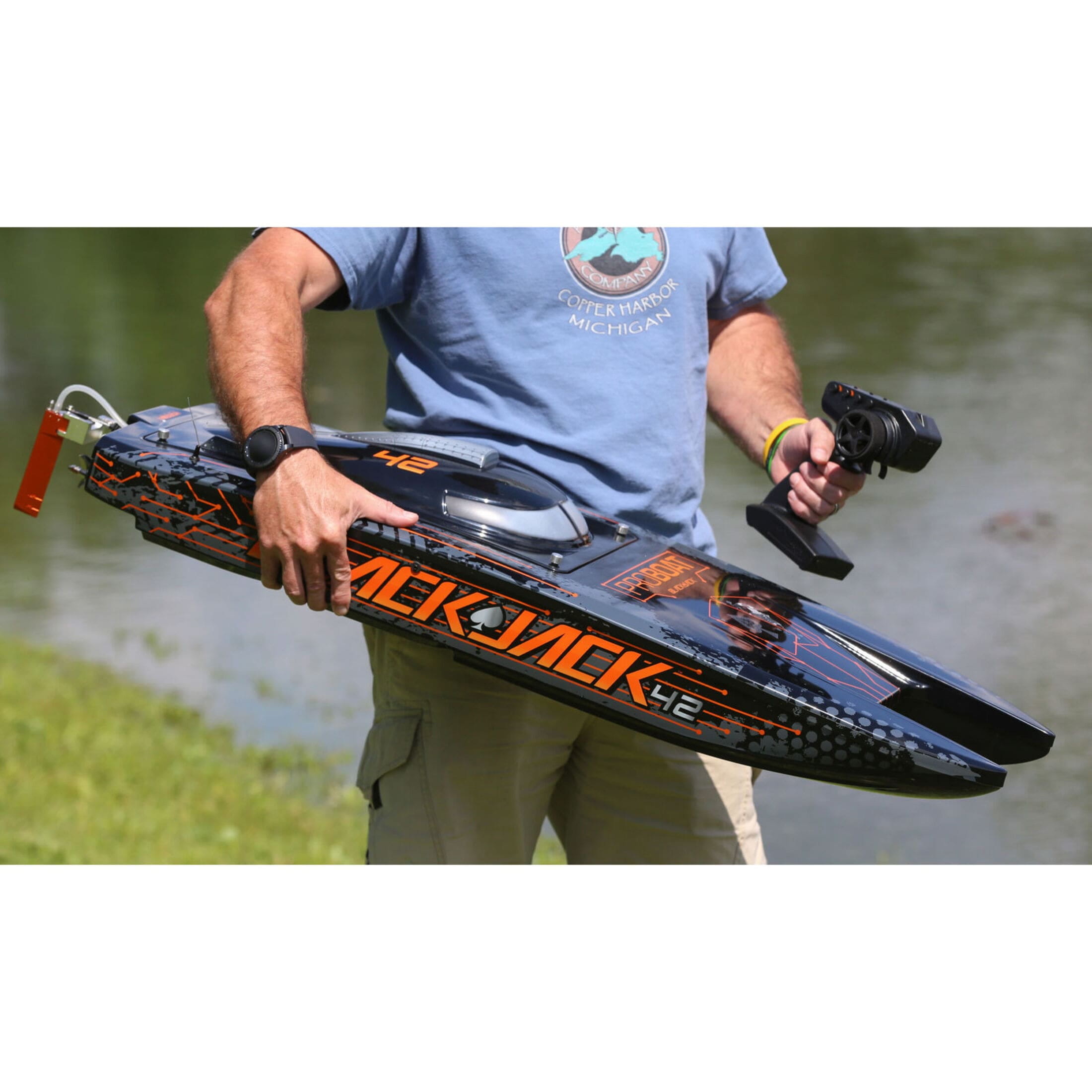 Pro Boat Blackjack 42 8S Katamaran mit Spektrum Motor Schwarz