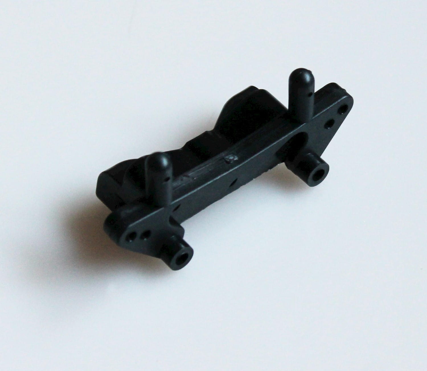 Drive _ Fly Models Daempferbruecke vorne GhostFighter - RC-Zubehoer