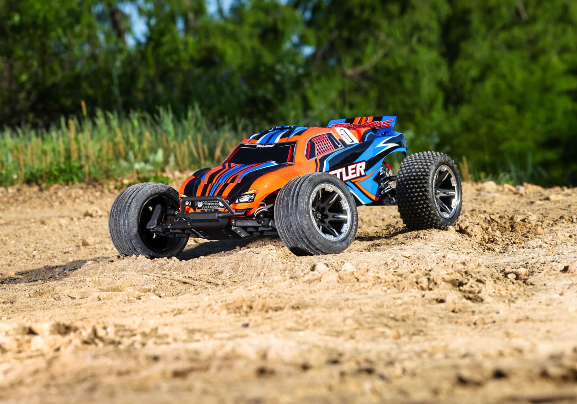 Traxxas Rustler 2WD Orange RTR mit Akku und Lader
