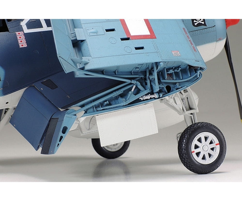 Tamiya 1:32 US VOUGHT F4U-1A Corsair
