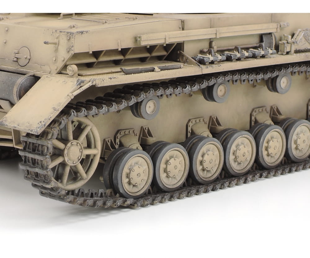 Tamiya 1_35 Dt_ PzKpfw_IV Ausf_F m. Krad DAK - RC-Zubehoer