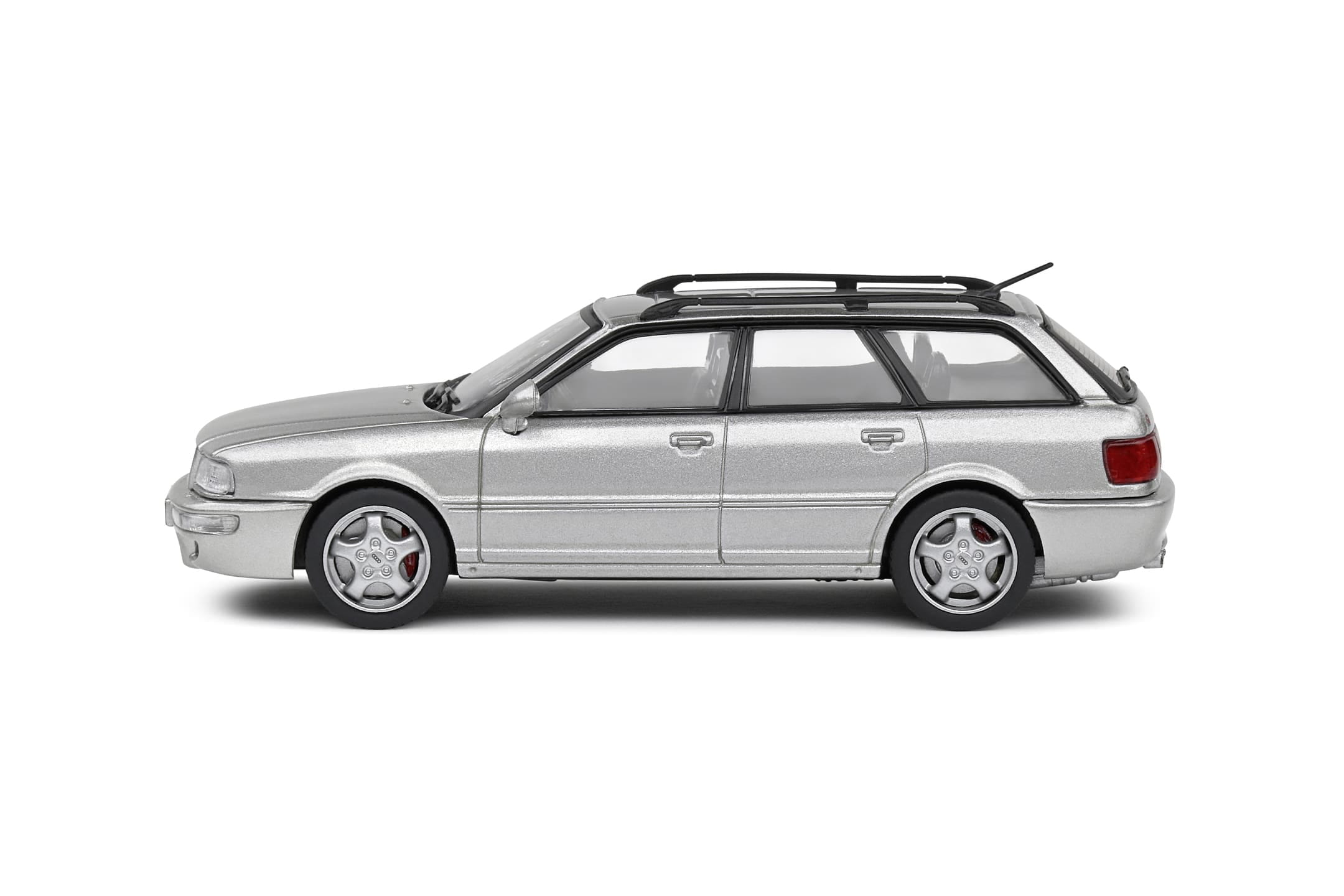 Solido 1_43 Audi Avant RS2 Polar Silber Modell im Detail