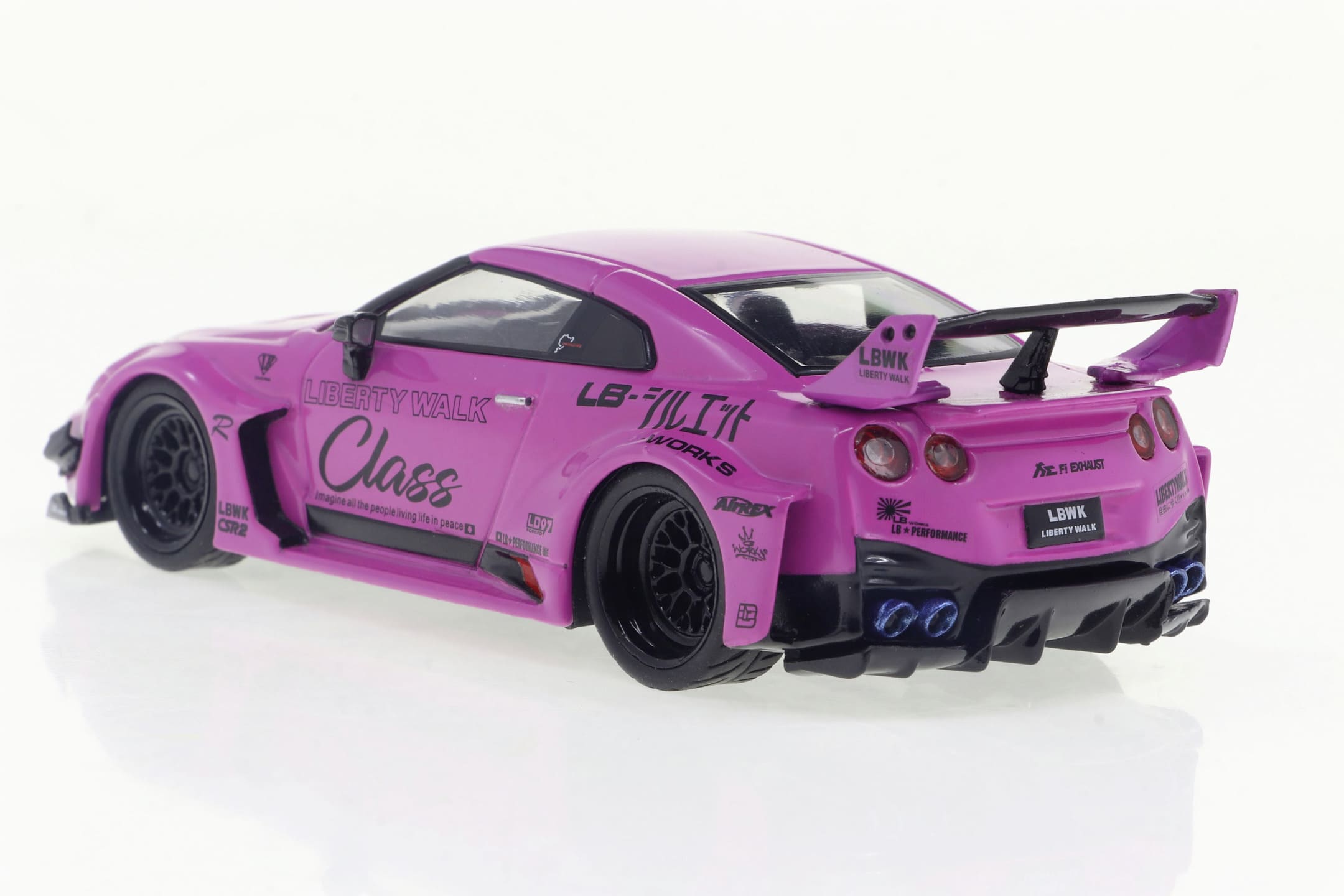 solido-1-43-nissan-gtr35-2019-pink