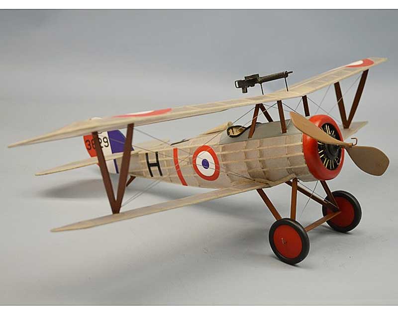 Dumas Aircraft Nieuport 27  Gummimotormodell Balsabausatz