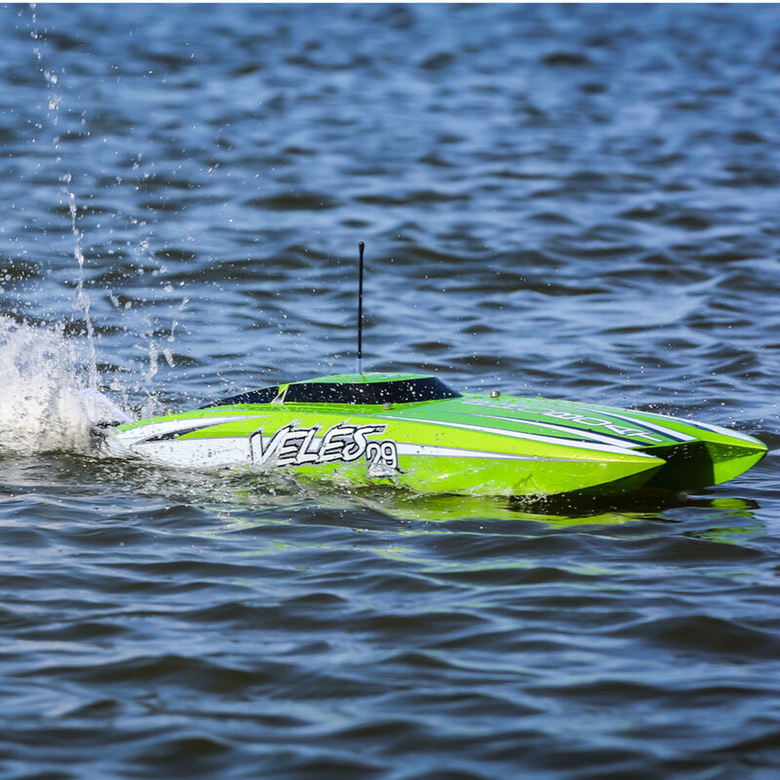 proboat_rc_speed_boot_veles_29