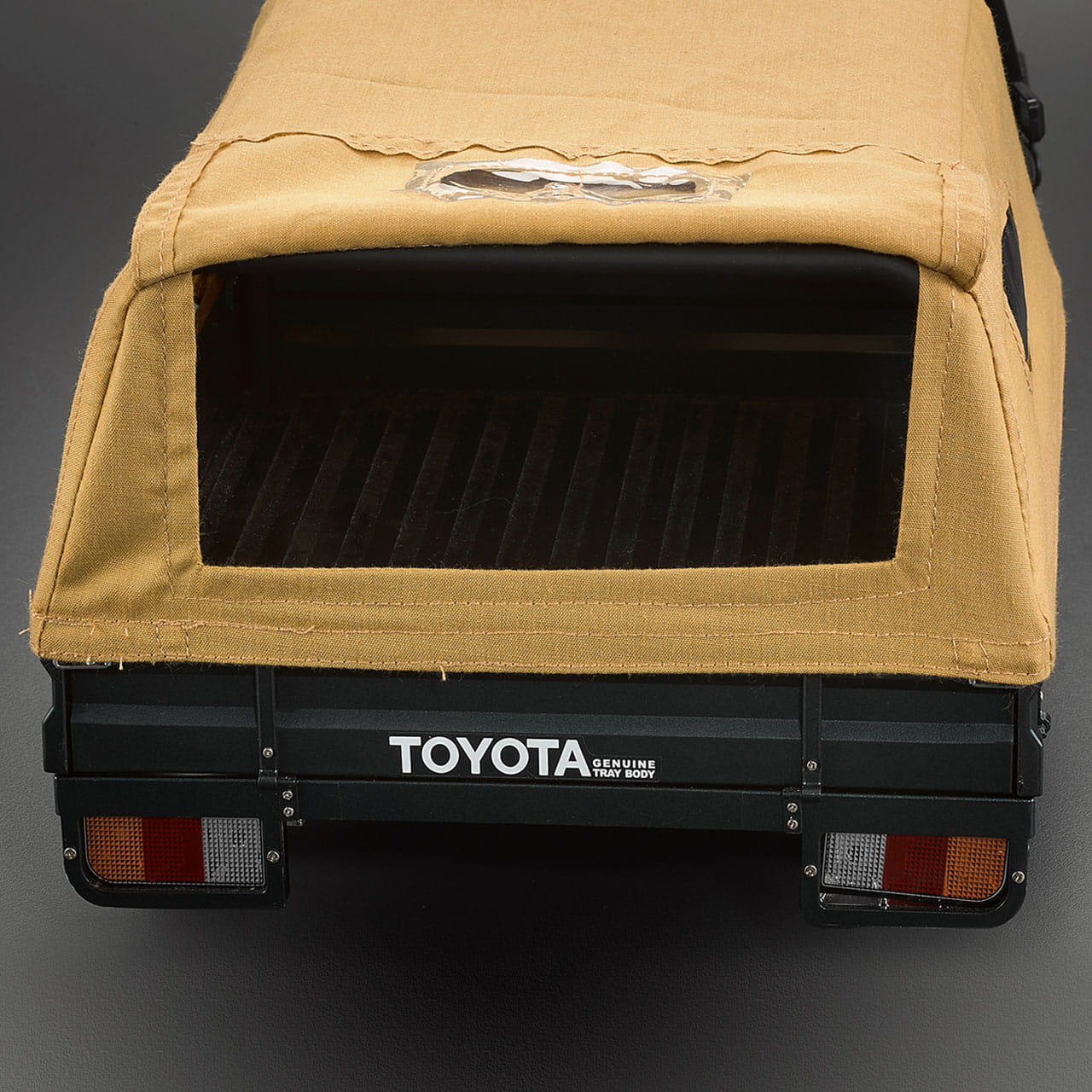 Killerbody Plane fuer KB48668A Textil fuer Toyota LC70 - RC-Zubehoer