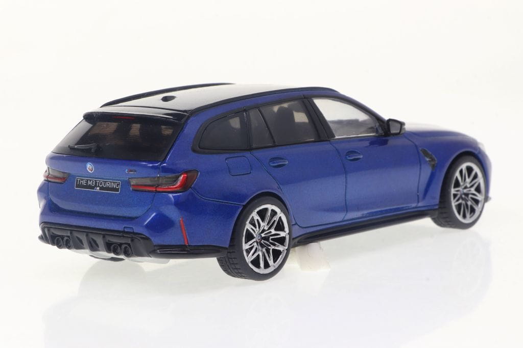 BMW G81 M3 Touring 2023 Modellauto in San Marino Blue – Massstab 1_43_ Detailgetreu_ Solido