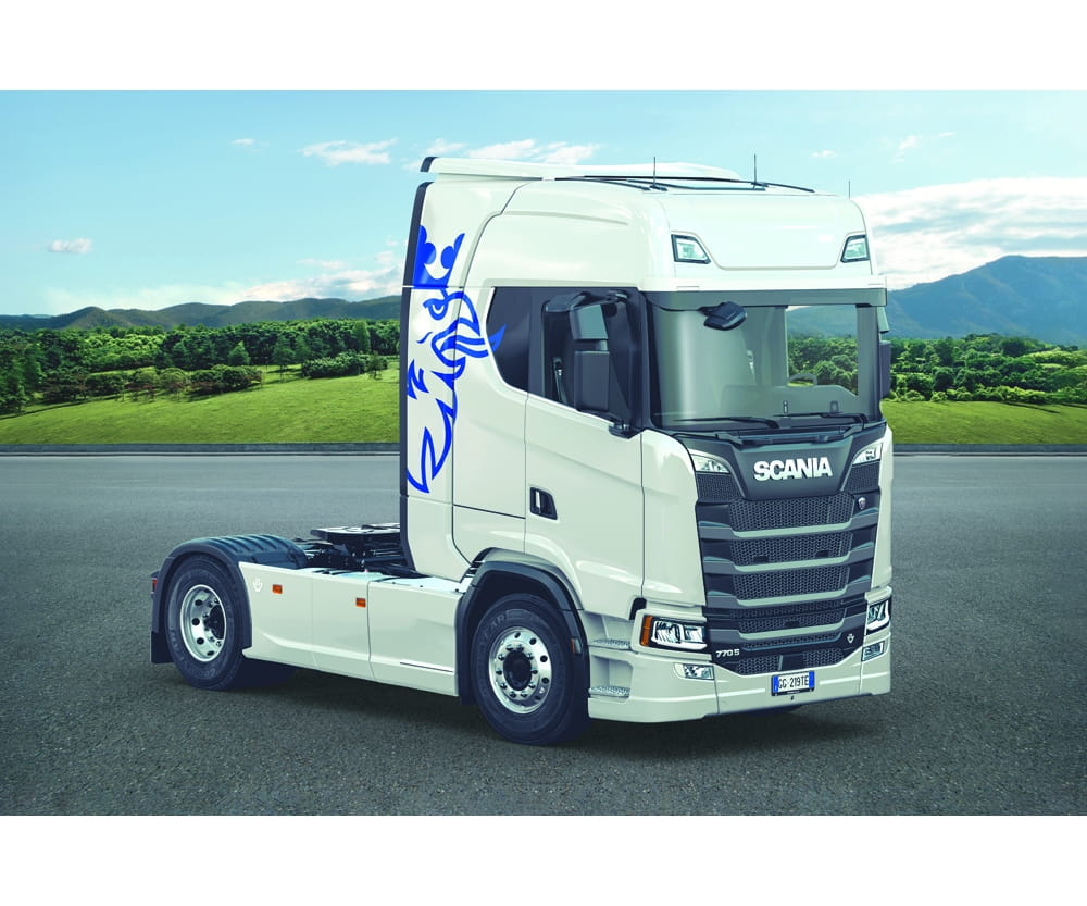 Italeri 1:24 Scania 770 S V8 "White C Plastik Modellbausatz