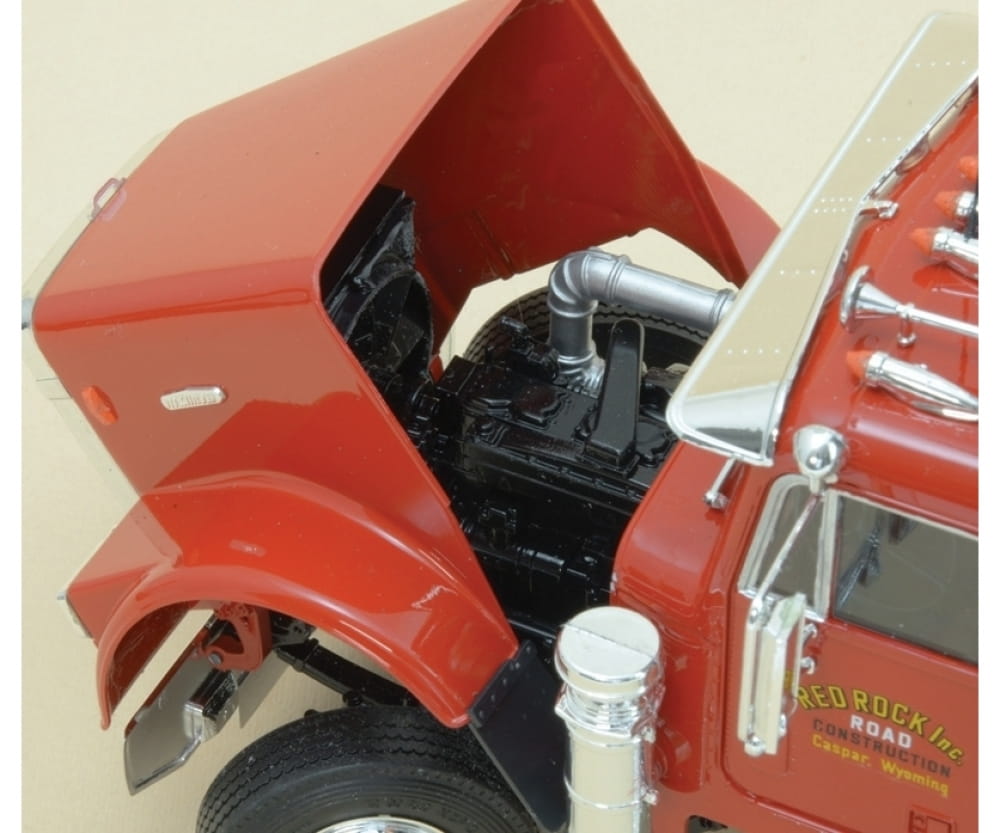 Italeri 1:24 Freightliner schwerer Kipplaster Plastik Modellbau