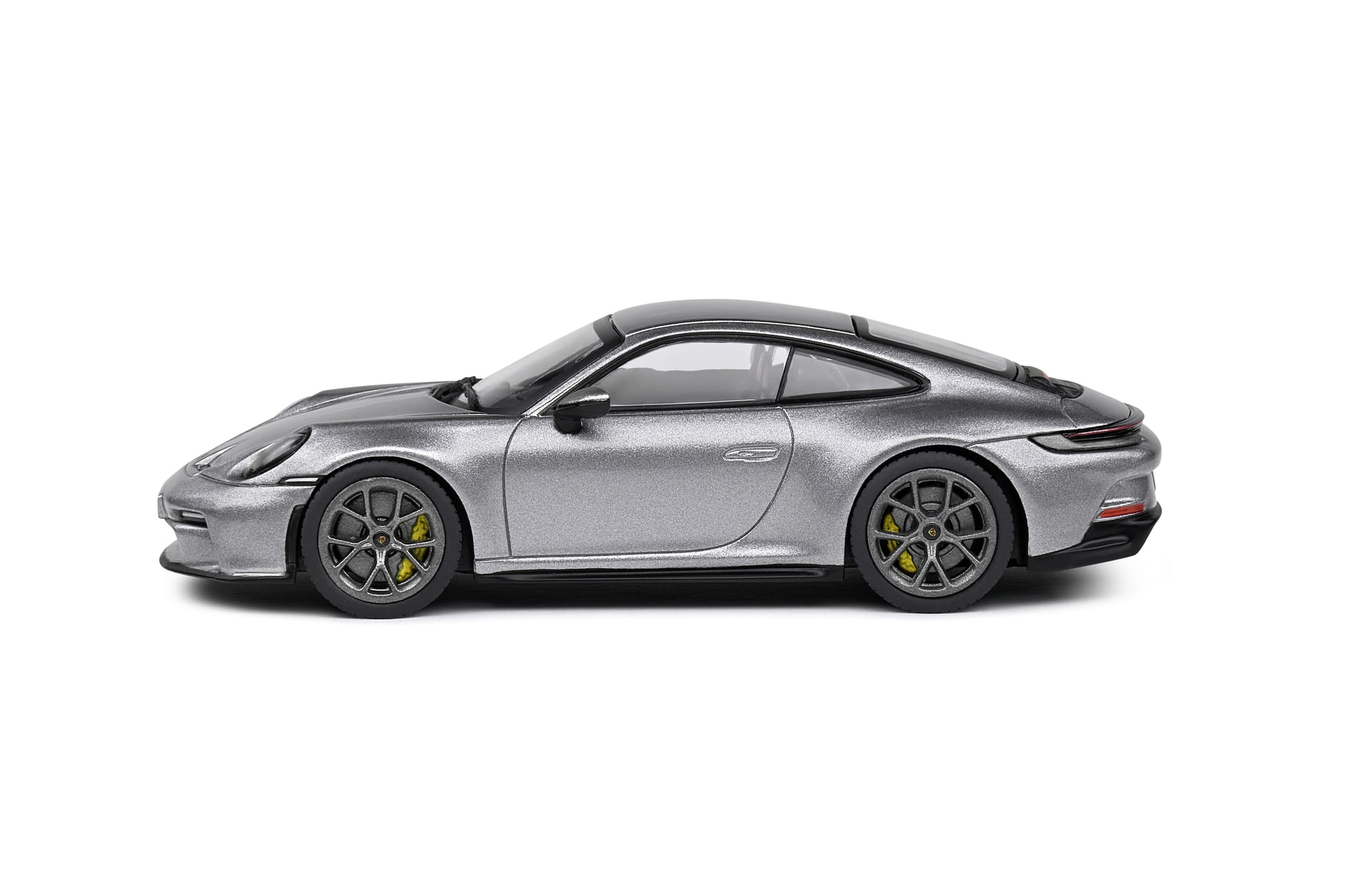 Porsche GT3 Touring 2023 Modellauto 1_43 in GT-Silber von Solido - Detailgetreue Nachbildung