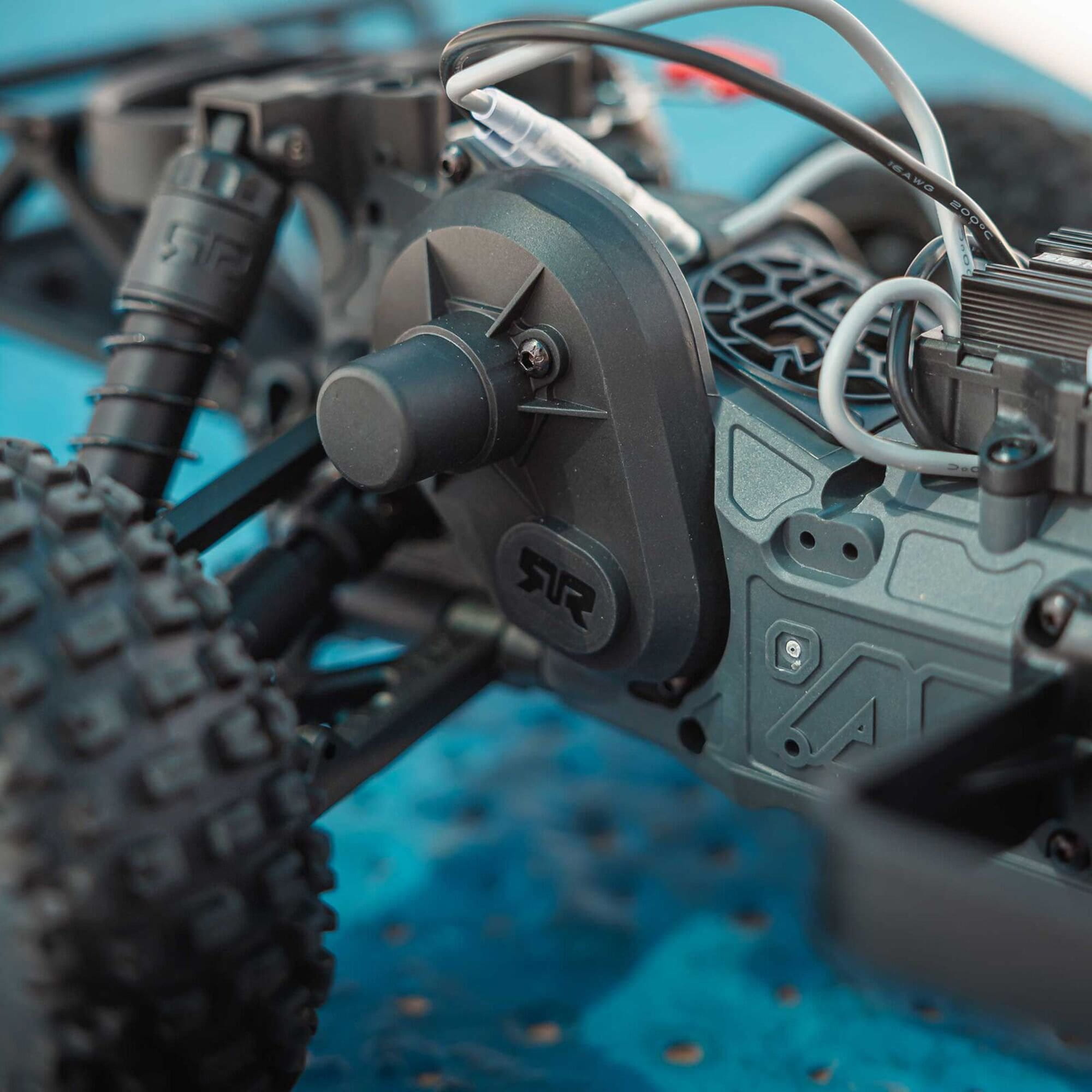 arrma-fury-mega-550-shourt-course-truck-blau-rtr-mit-akku-set arrma-fury-mega-550-shourt-course-truck-blau-rtr-mit-akku-ladegeraet