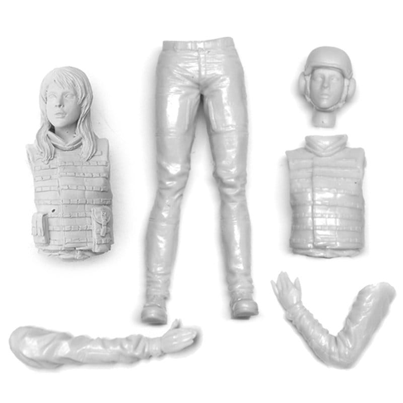 Torro 1:16 Figurenbausatz Russische Panzerkommandantin