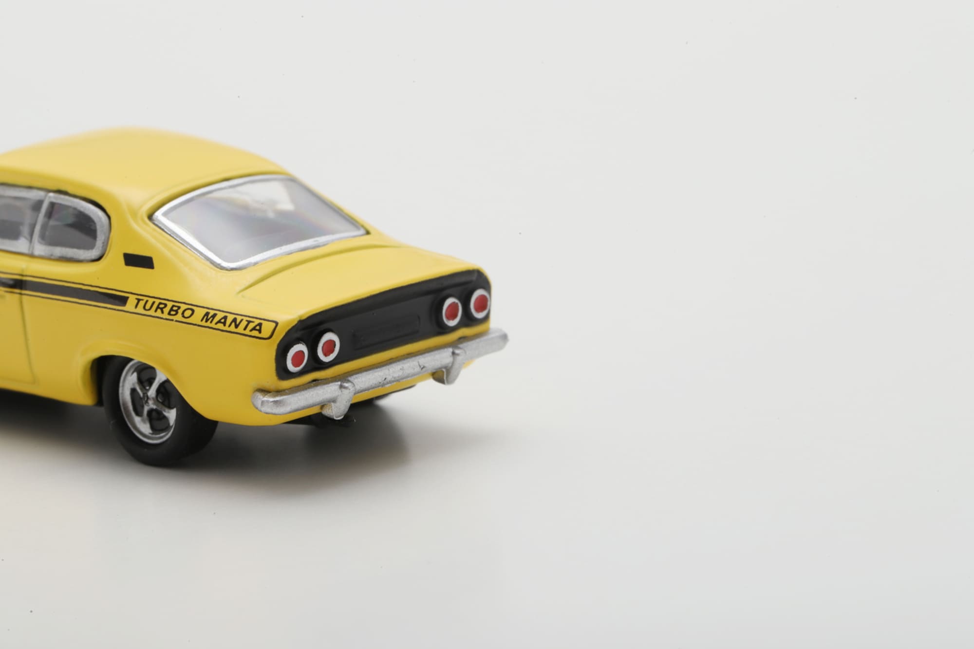 Schuco Opel Manta Turbo 1_87 Sammlermodell