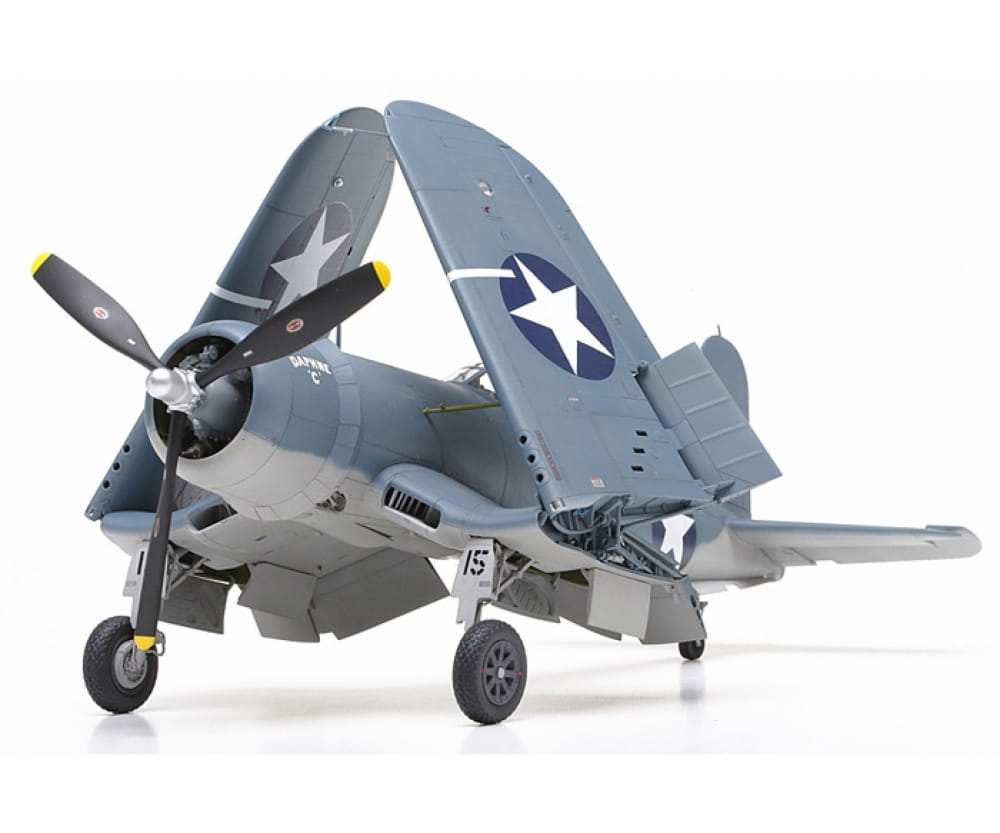 Tamiya 1:32 F4U-1 Corsair "Birdcage"